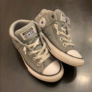 Boys converse size 1